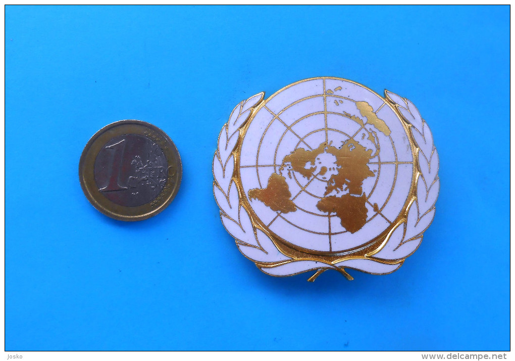 UNITED NATIONS UNPROFOR Peacekeeping Mission In Croatiia Large Official Enamel Cap Hat Badge UN Operations Nations Unies - Esercito