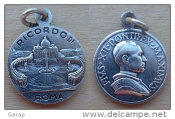 Mada-702 Médaille Ancienne Pius XII Au Dos Gravé Ricordo Di Roma - Godsdienst & Esoterisme