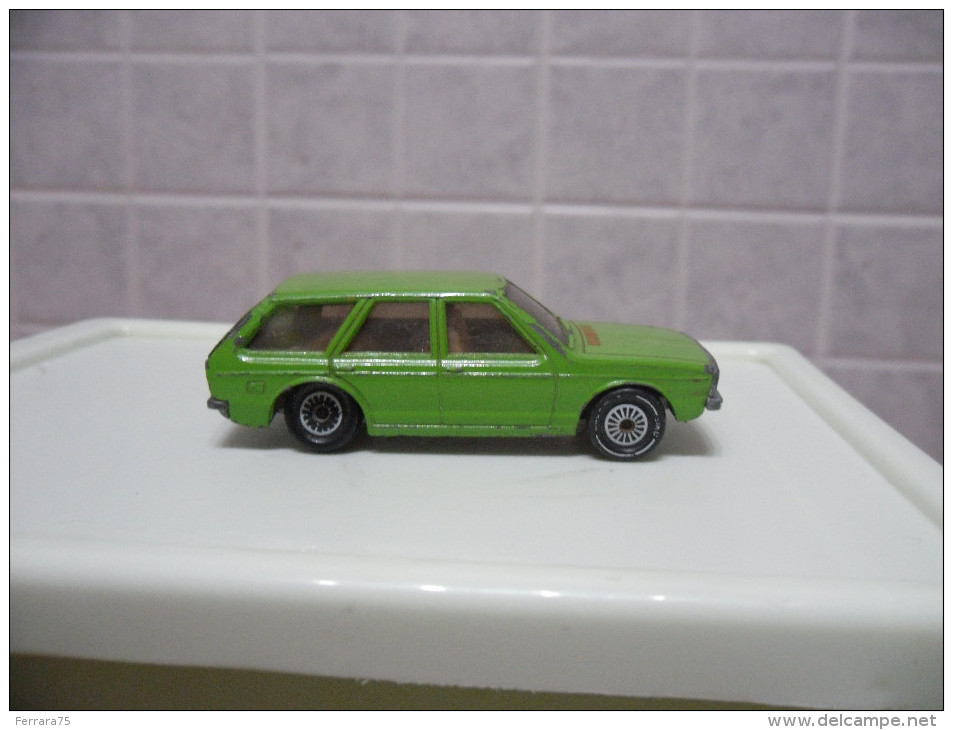 SIKU VW PASSAT VARIANT 1029 1614 MADE IN GERMANY SCALA 1/43 - Siku