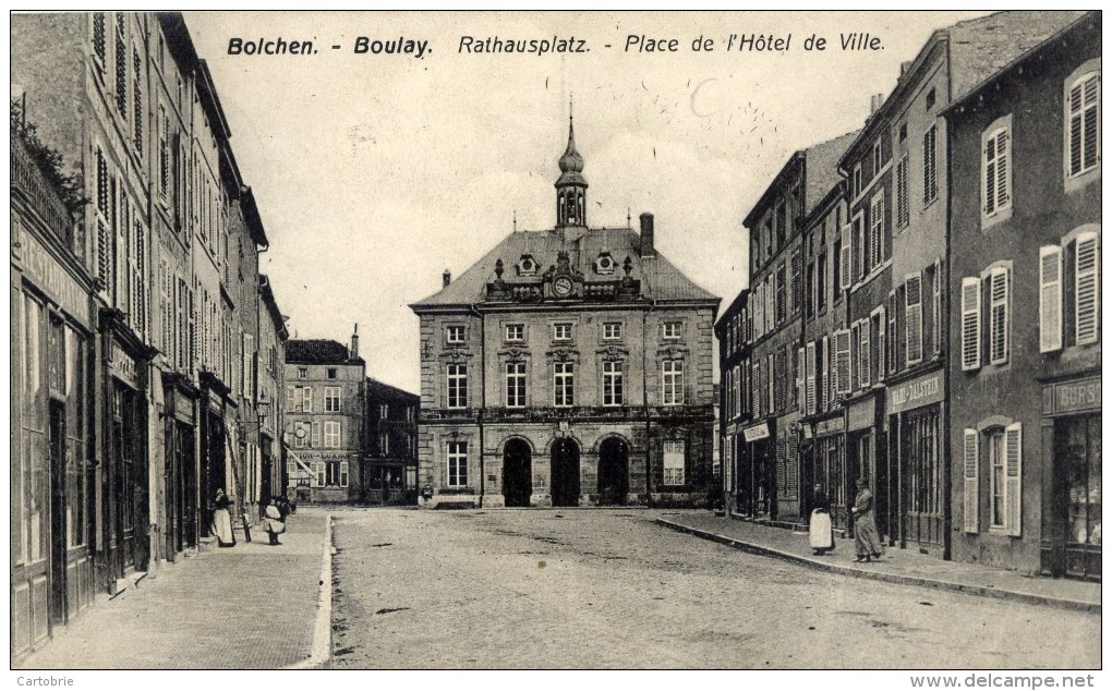 57 BOLCHEN BOULAY Place De L´Hotel De Ville Animée - Boulay Moselle