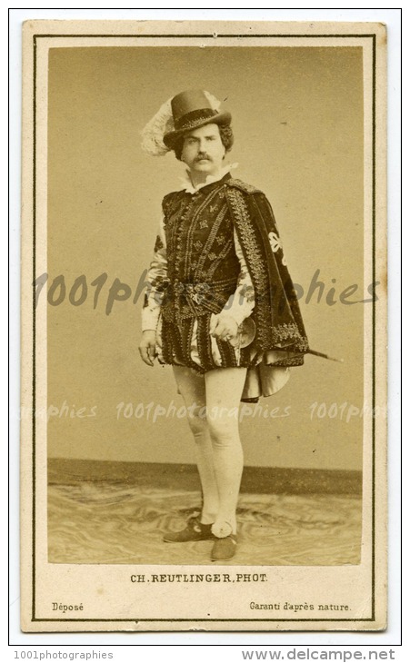 CDV Ch. Reutlinger Photographie, Boulevard Montmartre 21, Paris. Portrait D&#039;un Acteur En Mousquetaire. - Otros & Sin Clasificación