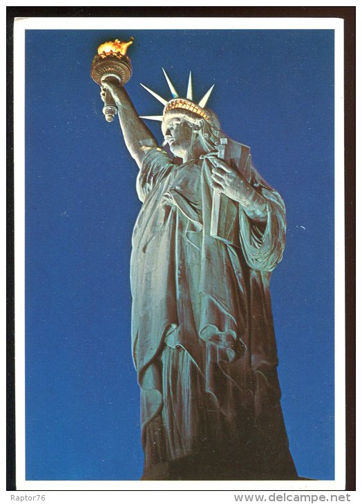 CPM Neuve Etats-Unis NEW YORK La Statue De La Liberté La Nuit - Ellis Island