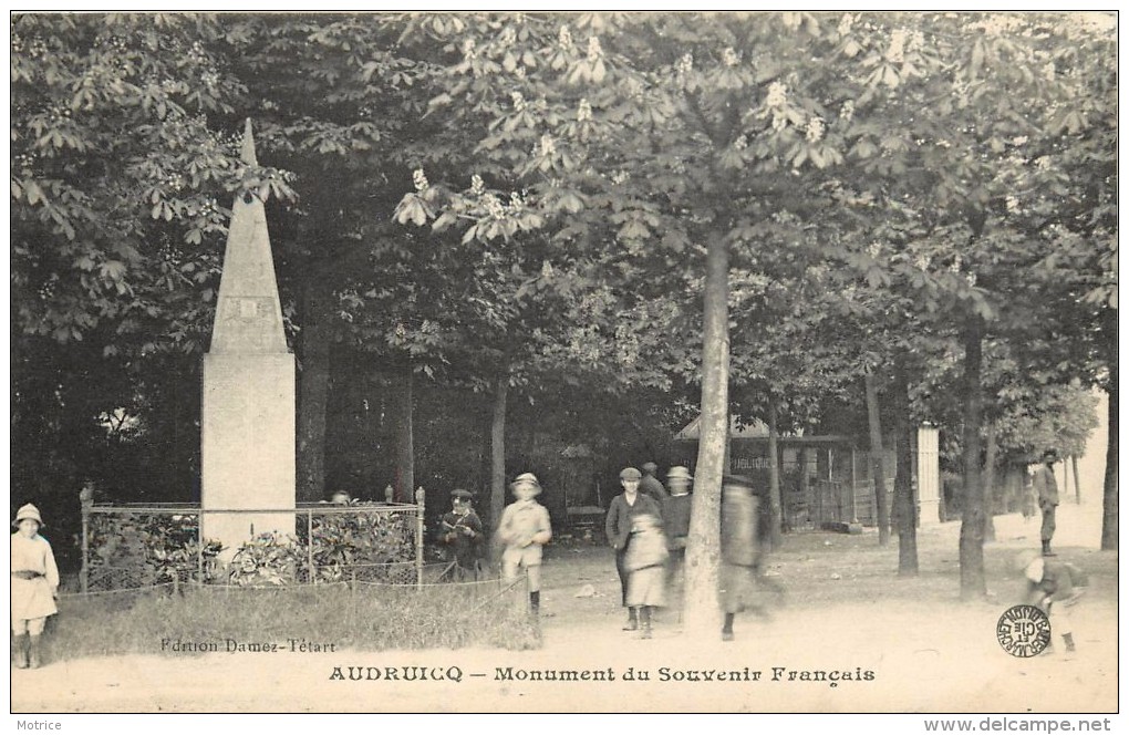 AUDRUICQ - Monument Du Souvenir Français. - Audruicq