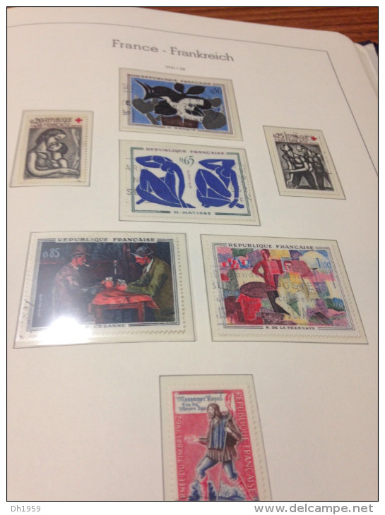 1945-1969 OCCASION FRANCE !!! LEUCHTTURM RELIURE BLEU + env. 94 FEUILLES PREIMPRIMEES + TIMBRES o/*/**