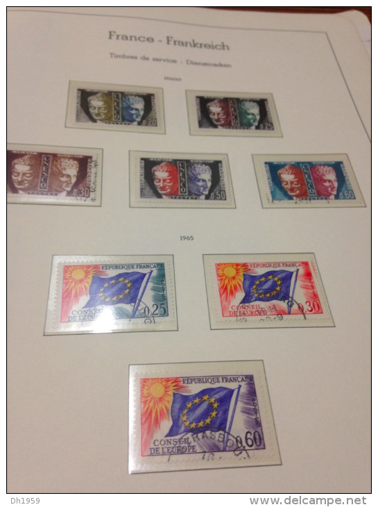 1945-1969 OCCASION FRANCE !!! LEUCHTTURM RELIURE BLEU + env. 94 FEUILLES PREIMPRIMEES + TIMBRES o/*/**