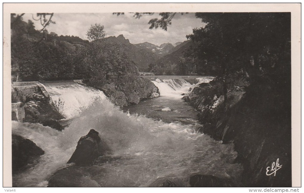 AX LES THERMES (Ariège) - Cascade Du Castelet - Ax Les Thermes