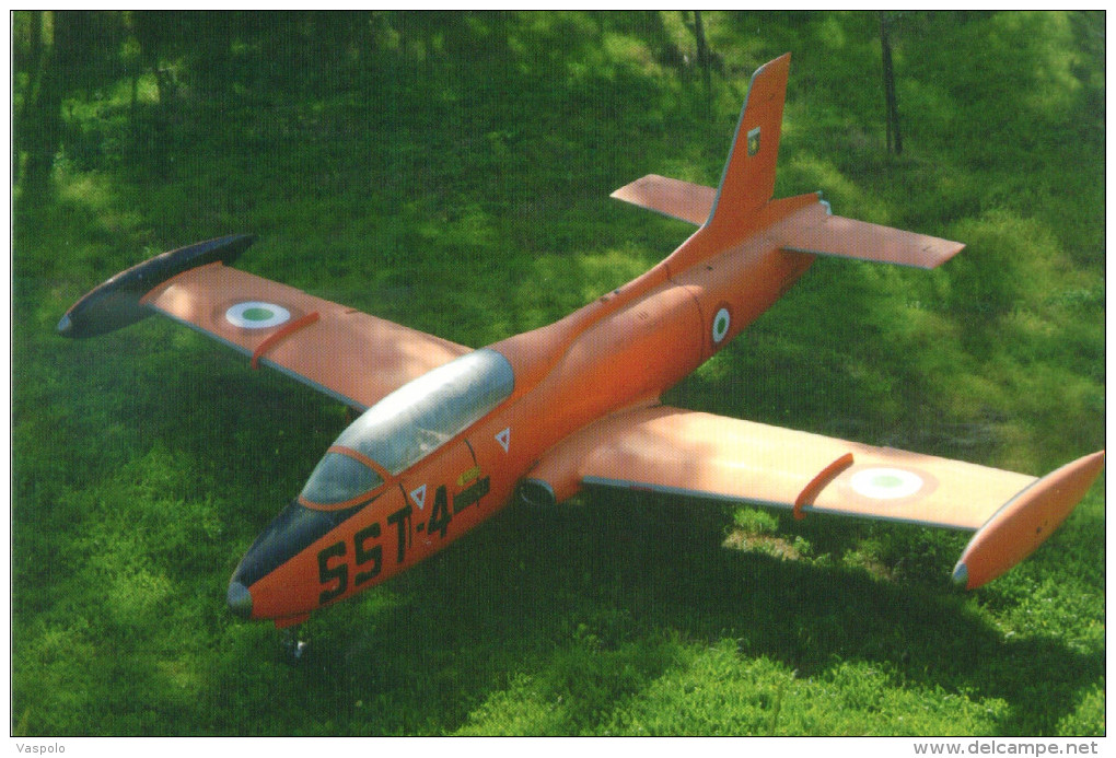 AERMACCHI MB 326 AIRPLANE MILITARY ITALIAN AERONAUTICA - 1946-....: Modern Era