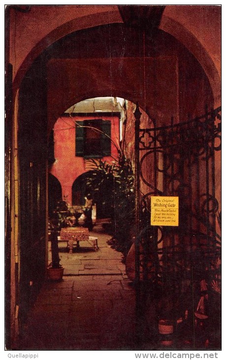 03890 "LOOKING THROUGH THE WISHING GATE INTO THE GREEN ORCHID PATIO, NEW ORLEANS, LA." RISTORANTE. CART. NON  SPED. - New Orleans