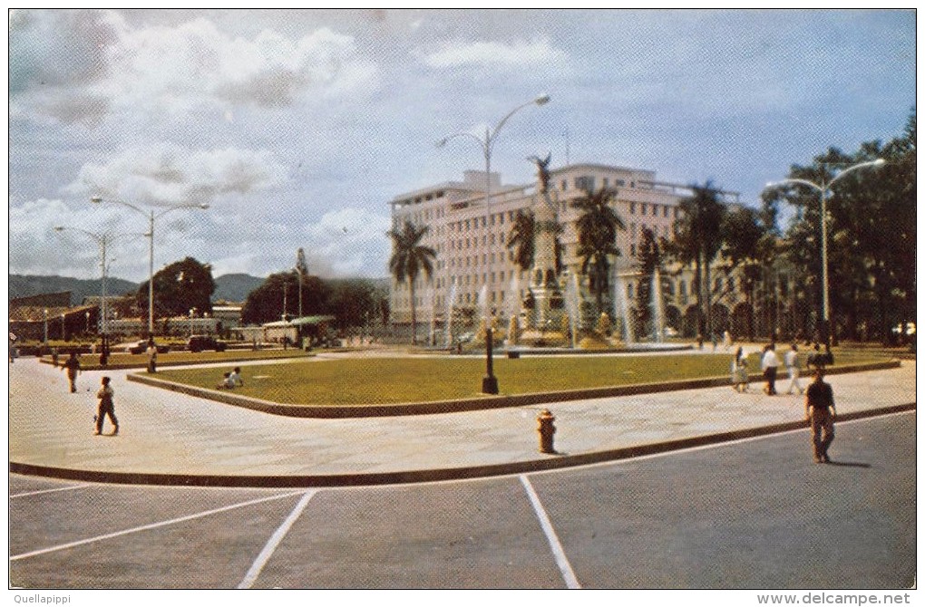 03897 "REPUBLICA DE EL SALVADOR C.A. - PARK LIBERTAD - WITH NEW OFFICE BUILDINGS" ANIMATA. CART. NON  SPED. - El Salvador