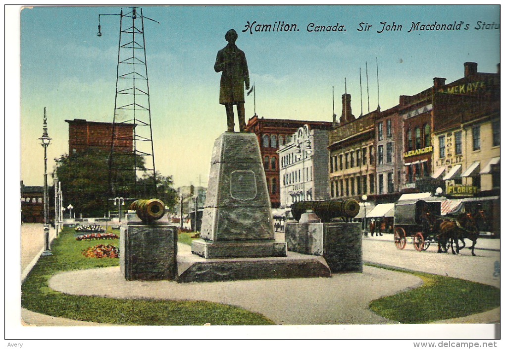 Hamilton, Ontario  Statue Of Sir John A. Macdonald - Hamilton