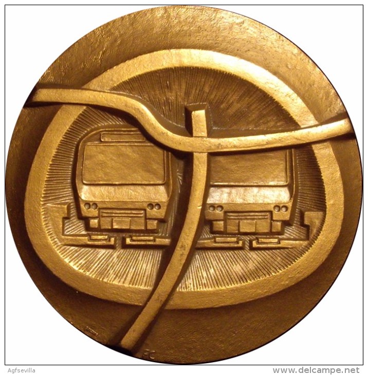 VENEZUELA. MEDALLA DEL METRO CARACAS EMPALME LÍNEAS 1 Y 2. 1.988. MÈDAILLE. MEDAL - Profesionales / De Sociedad