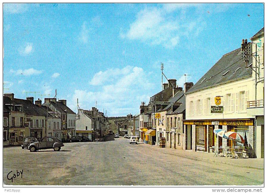 50 - BARNEVILLE SUR MER  : Hotel De Paris Et Place Du Marché ( Commerces : Supérette J - Hotel ... ) CPM GF - Manche - Barneville