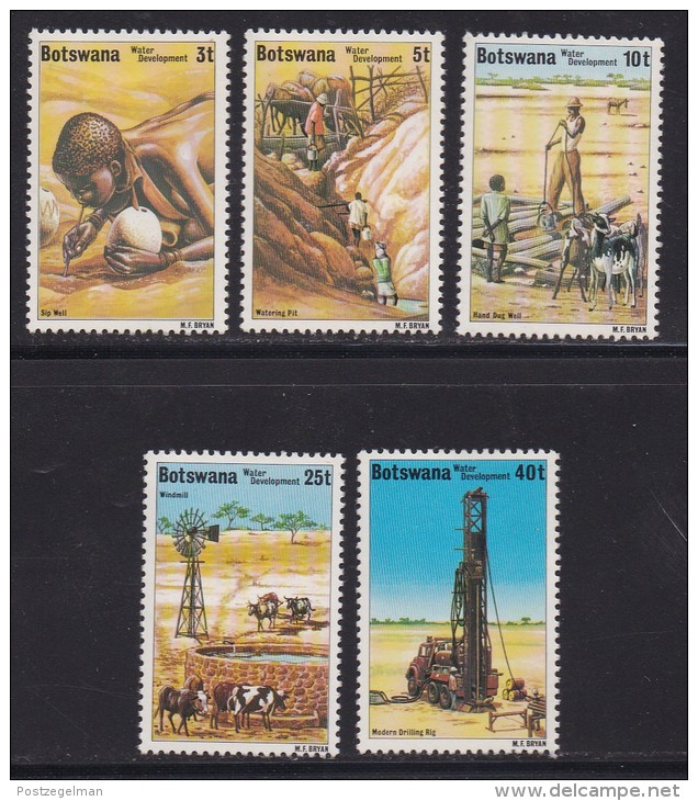 BOTSWANA, 1979, Mint Hinged Stamps , Water Conservation, 225-229 , #775 - Botswana (1966-...)