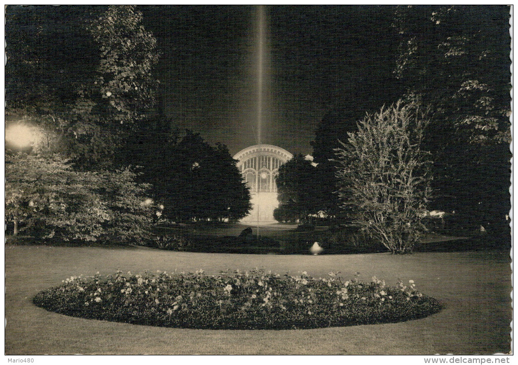 TORINO   GIARDINI  DI  PORTA  NUOVA  NOTTURNO    (VIAGGIATA) - Parcs & Jardins