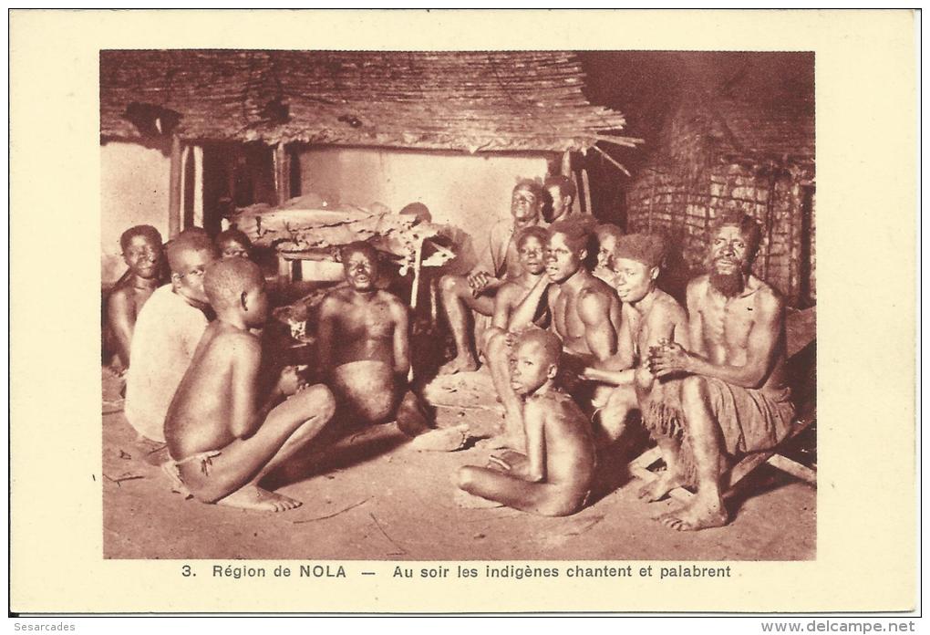 REGION DE NOLA, AU SOIR LES INDIGENES CHANTENT ET PALABRENT - Centrafricaine (République)