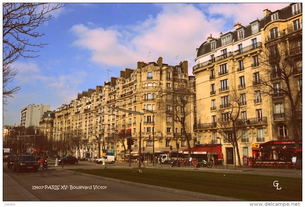 PARIS XV (75)-Boulevard Victor (EDITION à TIRAGE LIMITE) - District 15