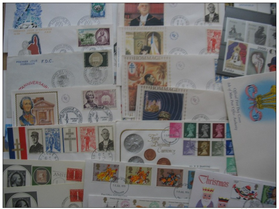 All world. Enormous lot of stamps, covers, fdc´s, commemorative and year sets, Germany, Austria, etc. etc. See scans!.