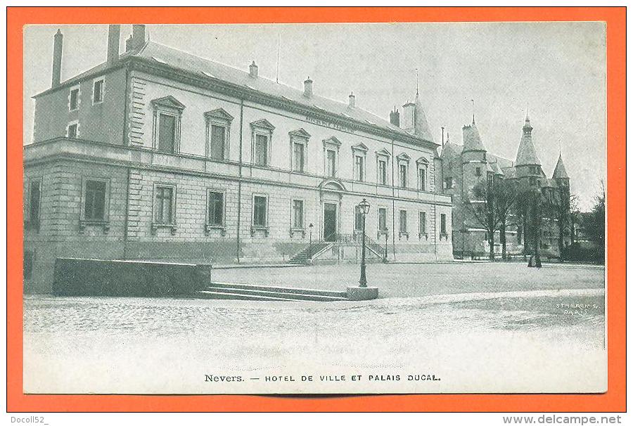 Dpt  58  Nevers  "  Hotel De Ville Et Palais Ducal  " Pub Thé Celeste Empire Au Dos - Nevers