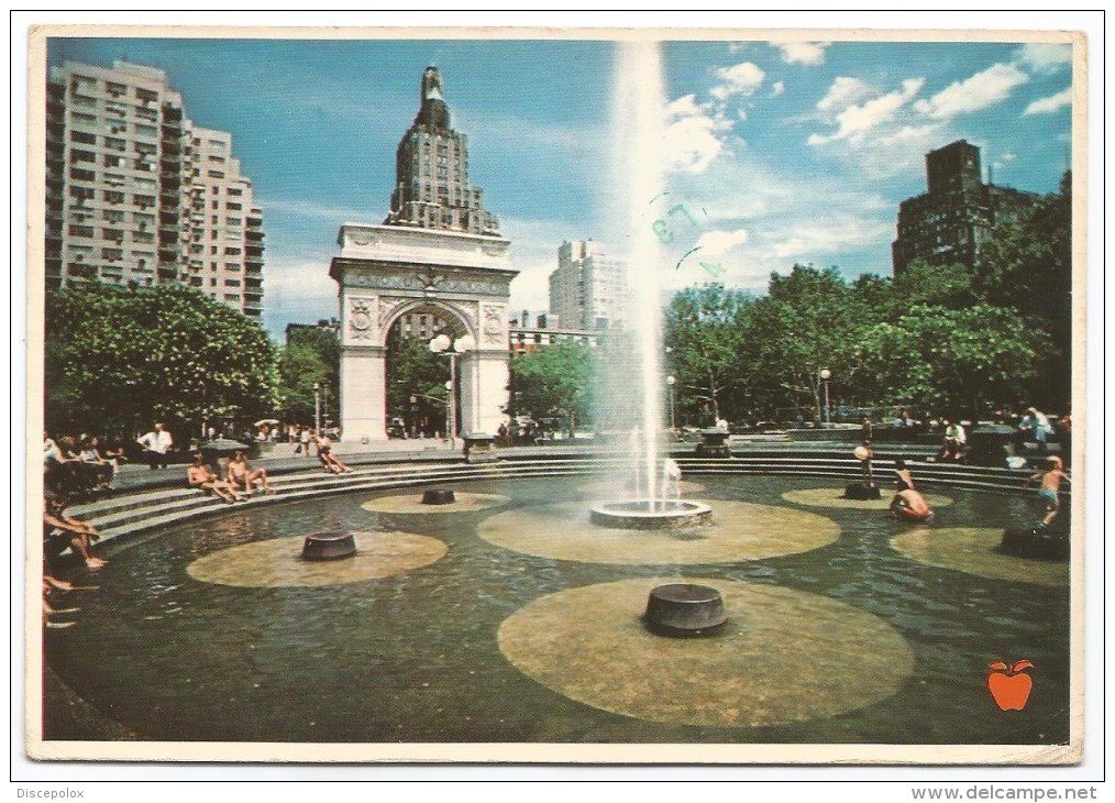 O1909 New York - Washington Square In Greenwich Village / Viaggiata 1983 - Places & Squares