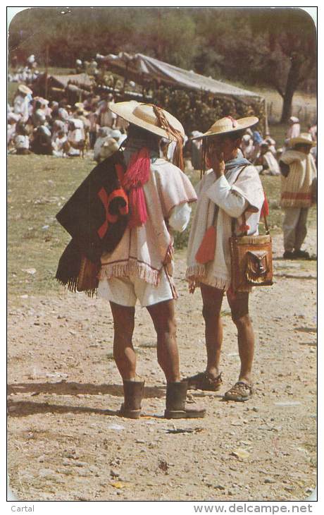Typical Indigenous Dress From Zinacantan - Mexique