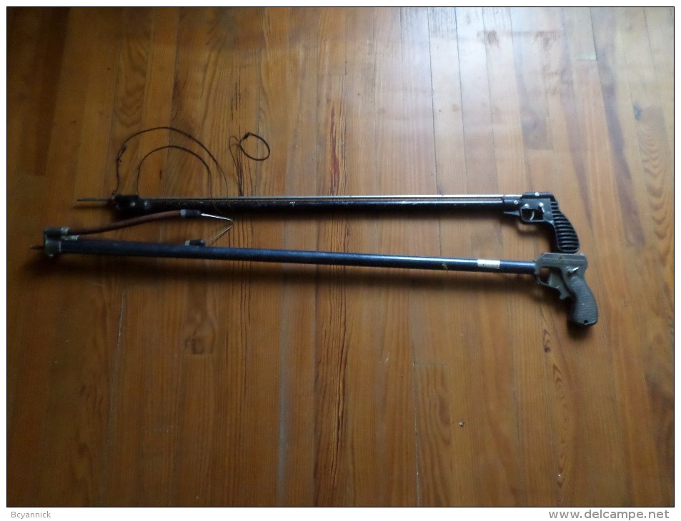 LOT DE 2 FUSIL ANCIEN HARPON - Plongée