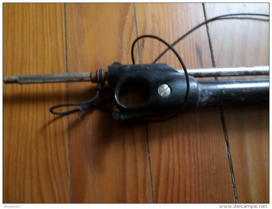 LOT DE 2 FUSIL ANCIEN HARPON - Buceo