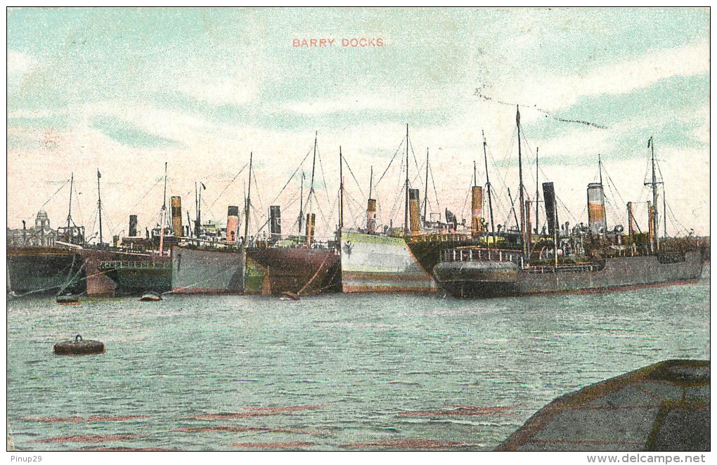 BARRY          DOCKS  COMMERCIAL  SHIPS - Unknown County