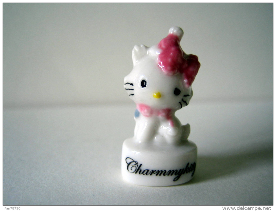 Fève Brillante - Charmmykitty - Hello Kitty - Chaton Chapeau, Noeud Et Collier Rose - Sanrio - Animaux