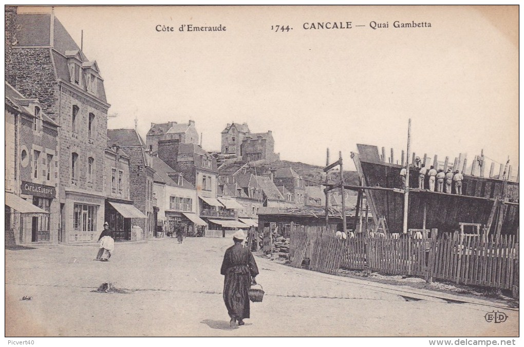 Cancale,quai Gambetta,chantier Construction Bateaux - Cancale