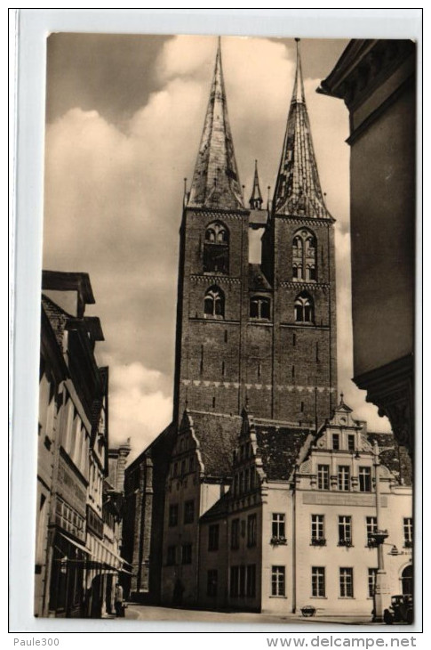 Stendal - Rathaus Und Marienkirche - Stendal