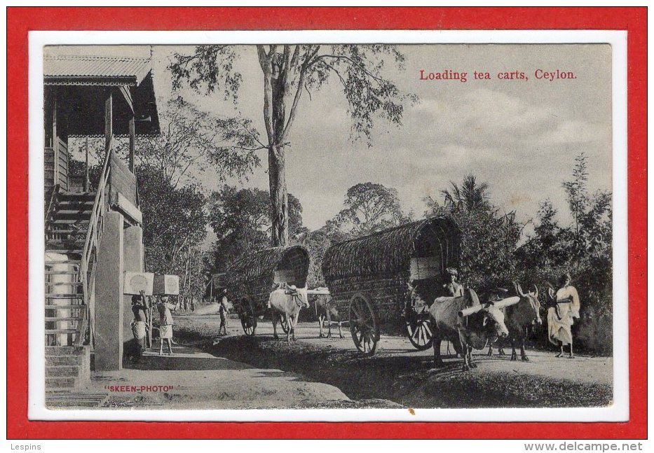 ASIE --  SRI LANKA - ( CEYLON )  - Loading Tea Carts - Sri Lanka (Ceylon)