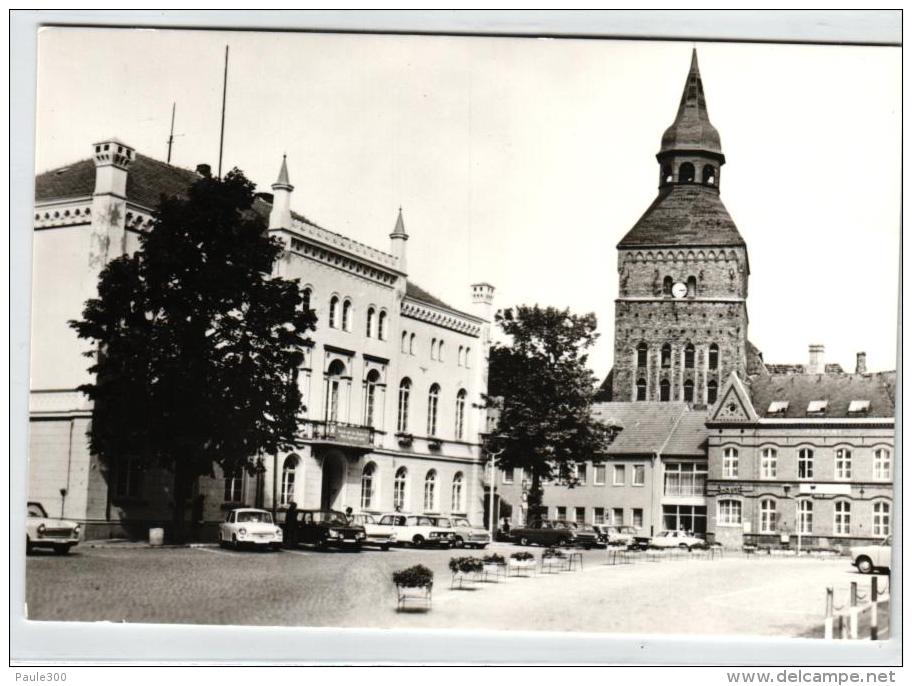 Sternberg - Karl Liebknecht Platz - Sternberg