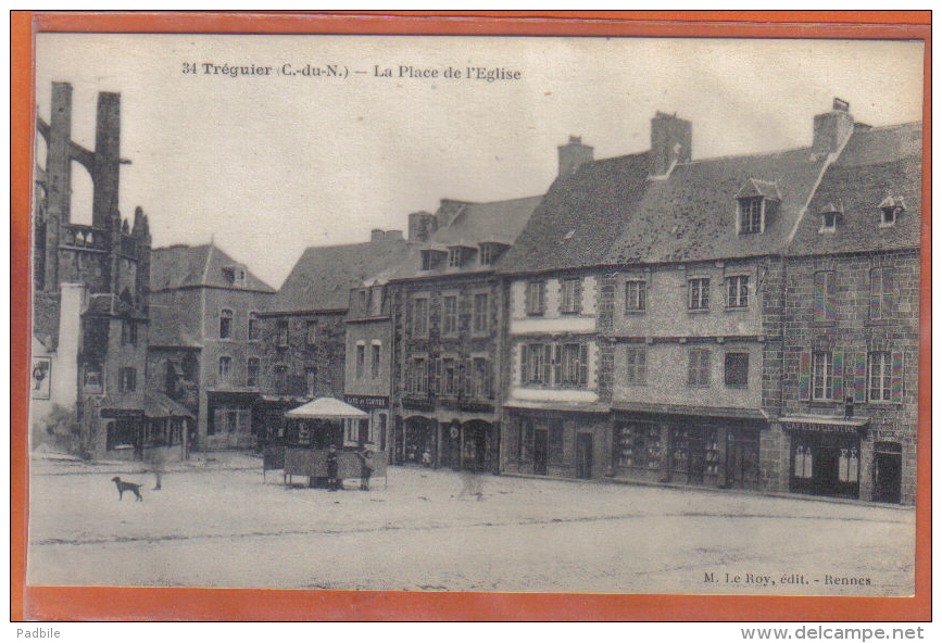 Carte Postale 22. Tréguier  La Place De L'Eglise   Trés  Beau Plan - Tréguier