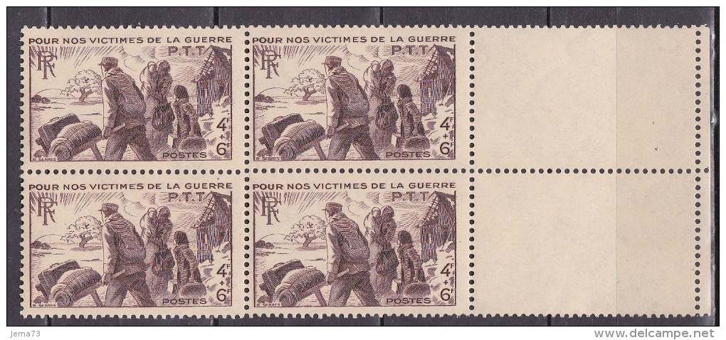 N° 737 Au Profit Des Victimes De La Guerre Des P.T.T. Bloc De 4  Timbres Neuf Sans Charnière - Unused Stamps