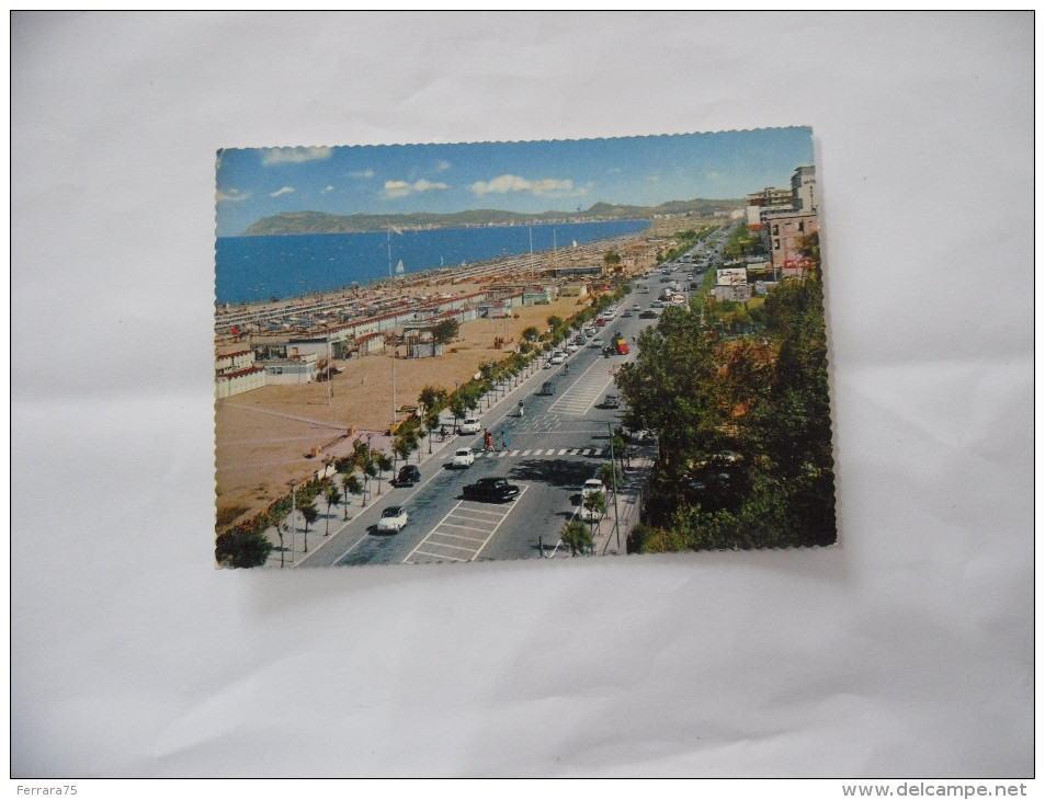 CARTOLINA RICCIONE LUNGOMARE E SPIAGGIA - Rimini