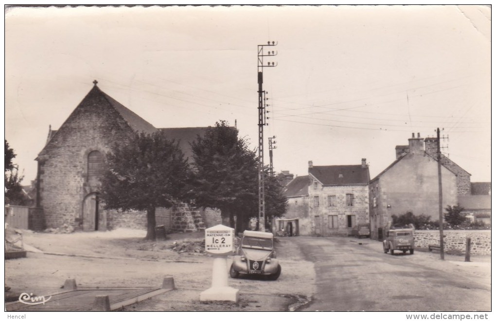 CHANTRIGNE Place De L'église - Mayenne