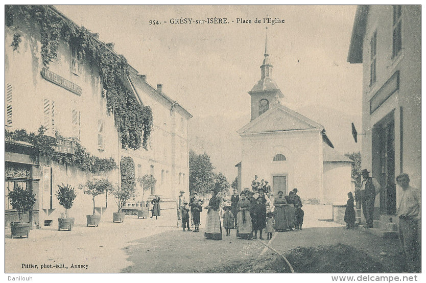 73 // GRESY SUR ISERE    Place De L'église  954 Edit Pittier - Gresy Sur Isere