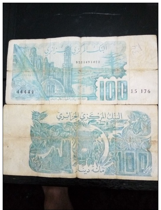 Billet 100 Dinars Algerien Rare(sans Hirondelle) 1982 Très Joli Numéro 44441 - Argelia