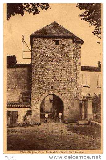 32  PESSAN Porte D'entree Des Fortifications - Riscle