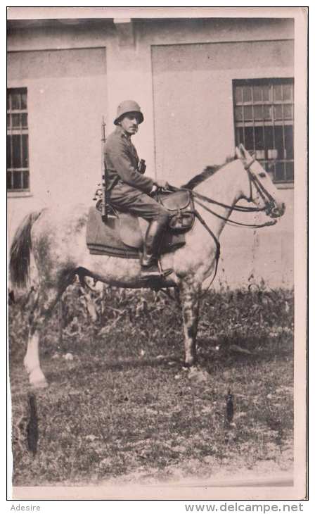 SOLDAT Auf Pferd, Fotokarte 1921, Linker Rand Der Karte Beschnitten - Personen