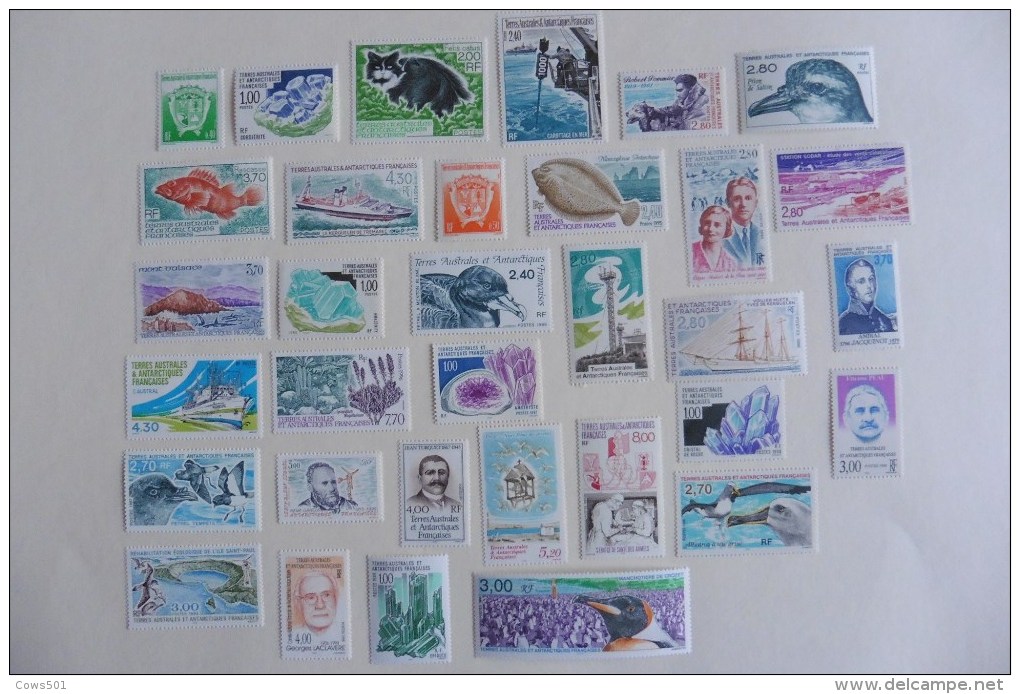 T.A.A.F :33 Timbres Neufs - Collections, Lots & Séries