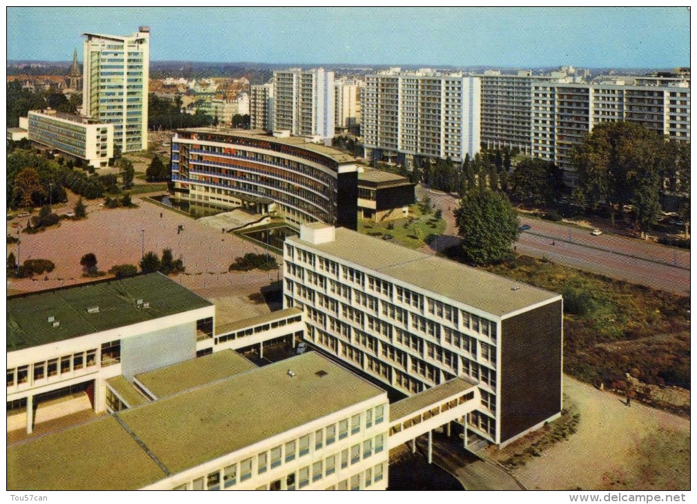 STRASBOURG - BAS-RHIN  (67)  -  PEU COURANTE CPSM DE 1973. - Strasbourg