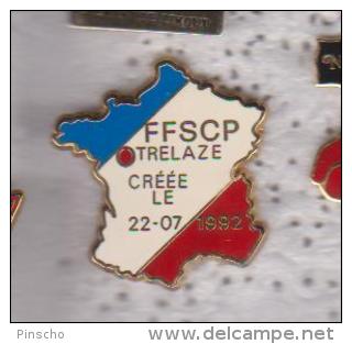 Pin's CARTE DE FRANCE FFSCP SIGNE BALLARD - Andere & Zonder Classificatie