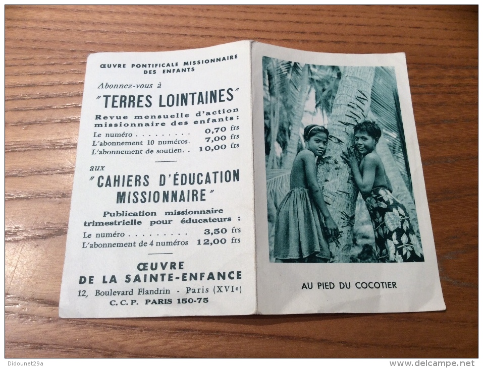 Calendrier 1966 "TERRES LOINTAINES / AU PIED DU COCOTIER (enfants)" (10,8x14cm) - Petit Format : 1961-70