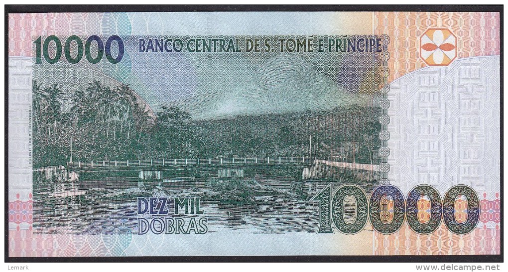 Saint Thomas & Principe 10000 Dobras 2013 P66c UNC - Sao Tomé Et Principe