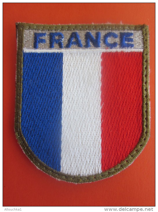 BLASON  ECUSSON TRICOLORE FRANCE Du 28e Régiment De Transmissions Armée De Terre Française=&gt; - Equipment