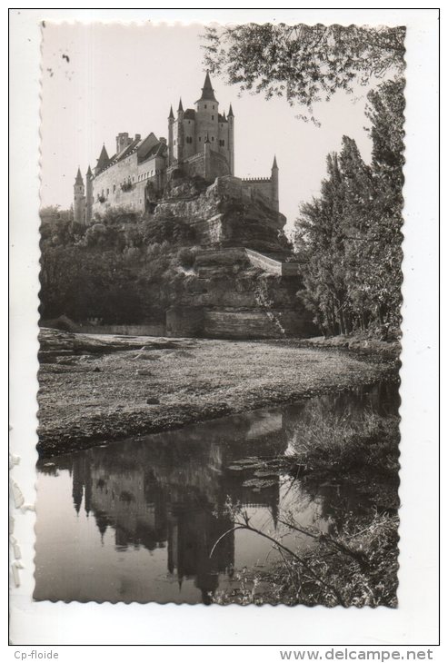 ESPAGNE . ESPAÑA . SEGOVIA . EL ALCÀZAR REFLEJADO EN EL RIO ERESMA - Réf. N°14797 - - Segovia