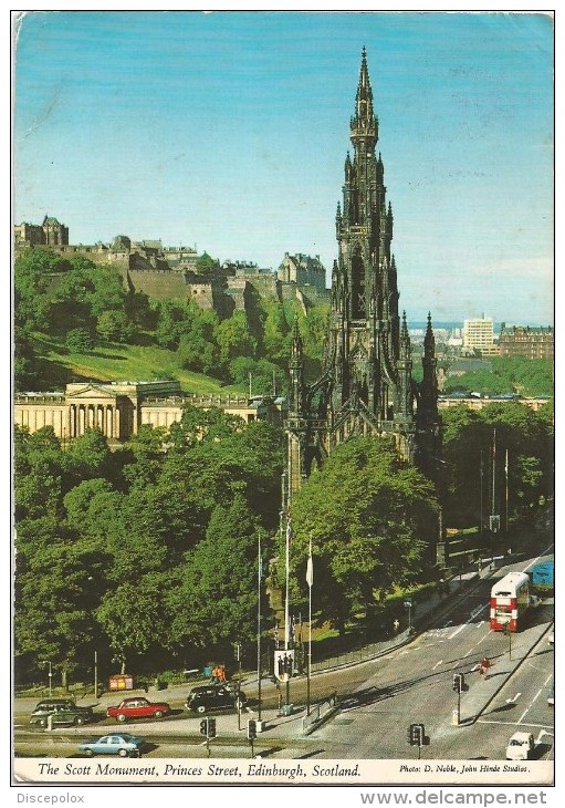 O2015 Edinburgh - The Scott Monument - Princes Street - Auto Cars Voitures Bus Autobus / Viaggiata 1979 - Midlothian/ Edinburgh