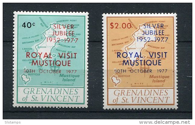 St Vincent Grenadines 1977 Sc 127-8 MNH Overprint Silver Jubilee Stamps - Koniklijke Families