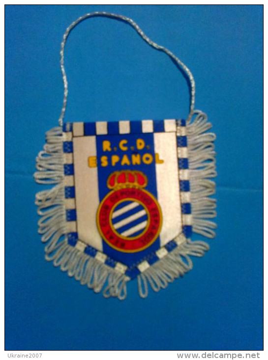 Football Soccer. Pennant. Espanol Spain - Habillement, Souvenirs & Autres